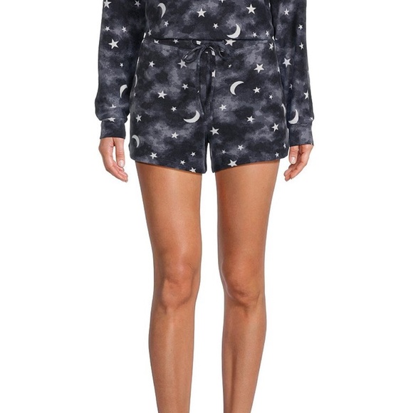 Jasmine & Ginger Other - Jasmine & Ginger Star and Moon Print Drawstring Knit Sleep Shorts